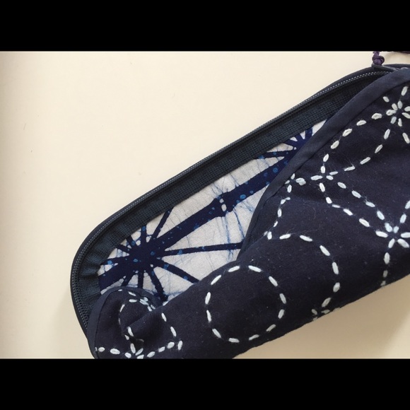 Beautiful Japanese cosmetic bag pencil case - Picture 2 of 6